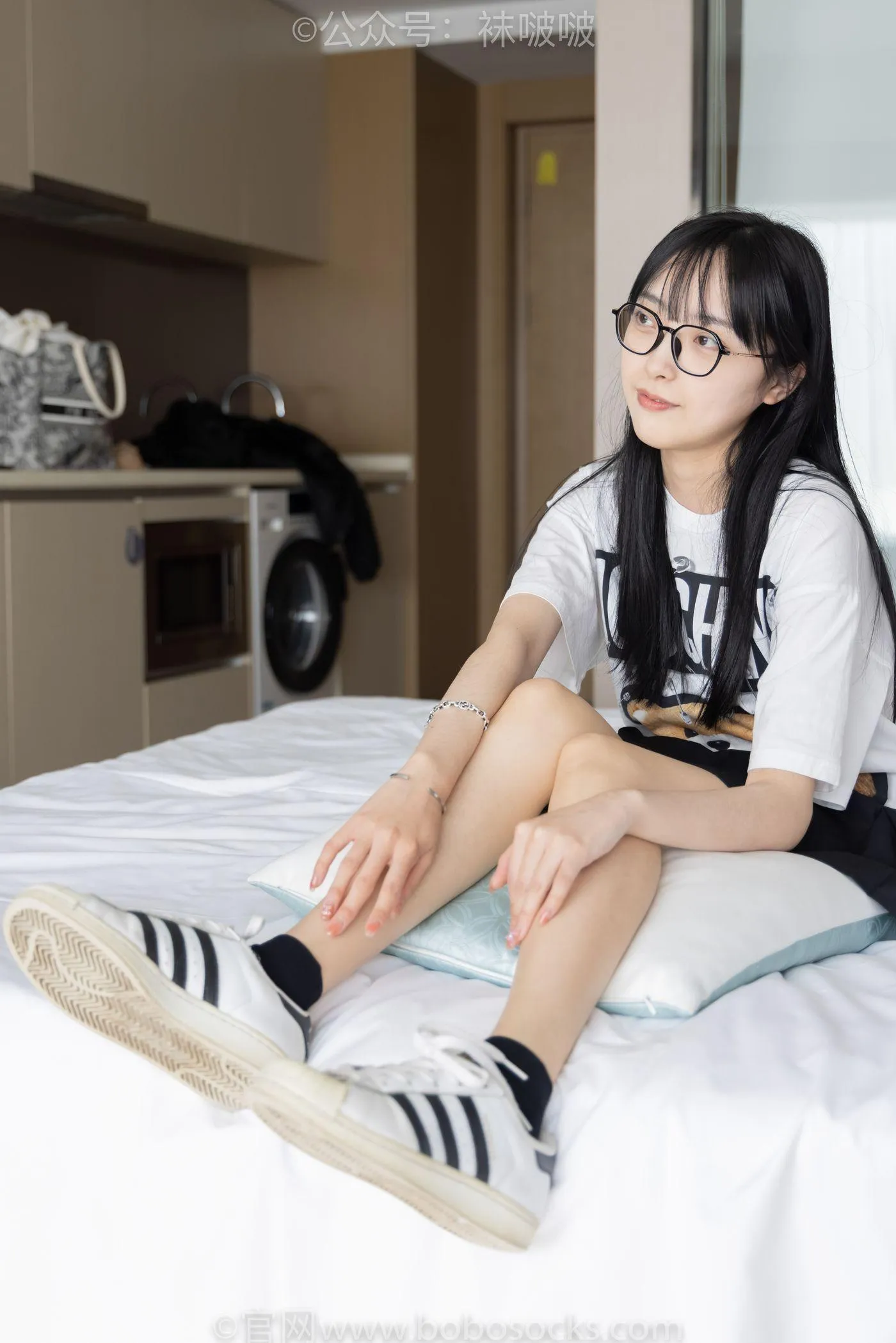 [BoBoSocks袜啵啵]NO.033 稚予-贝壳头、天鹅绒黑袜、天鹅绒白袜 [154P]插图8
